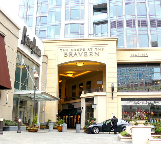 Bravern-Neiman Marcus entrance.JPG